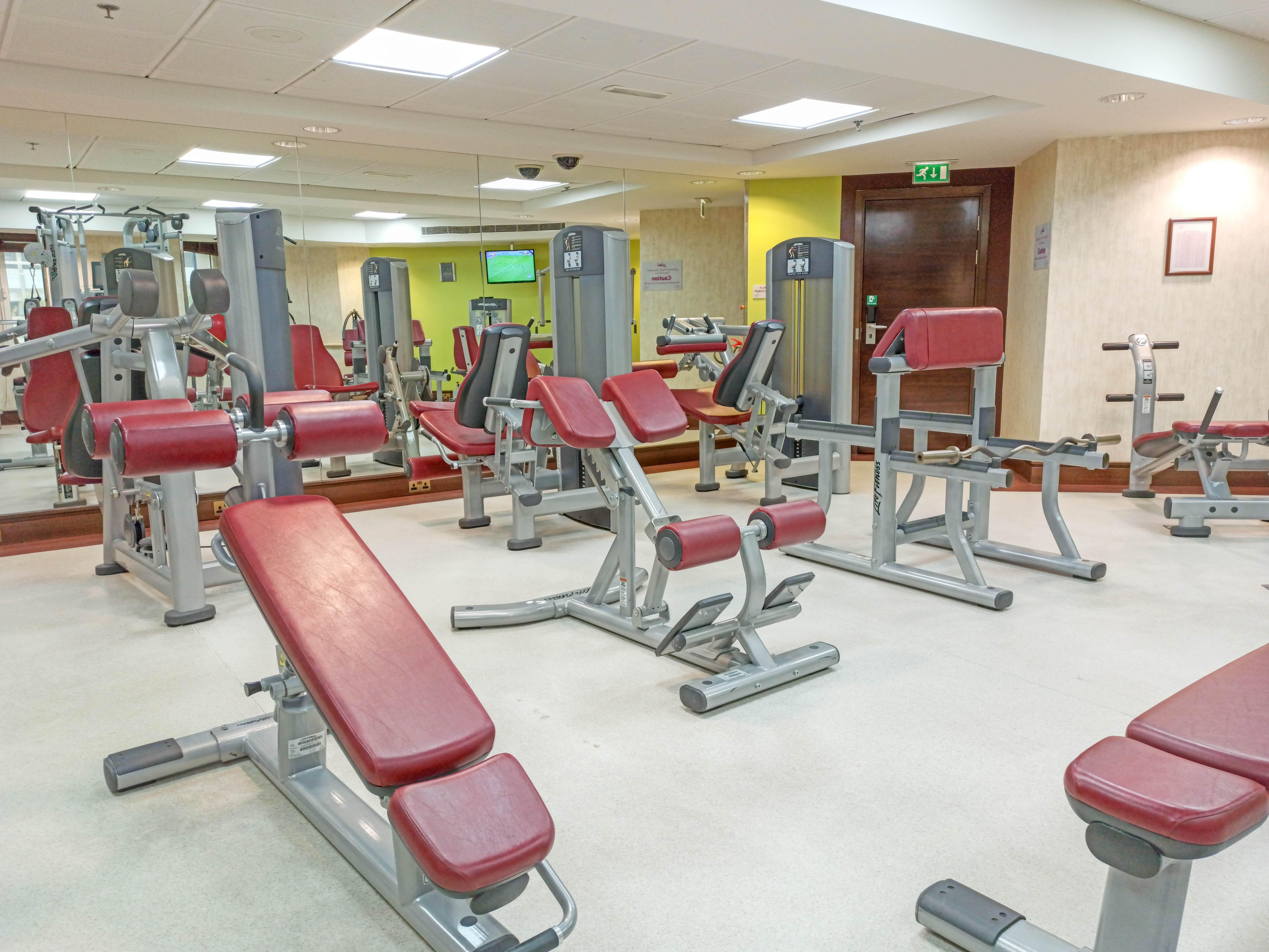 Crowne Plaza Dubai Deira By Ihg Hotell Eksteriør bilde A gym in Dubai