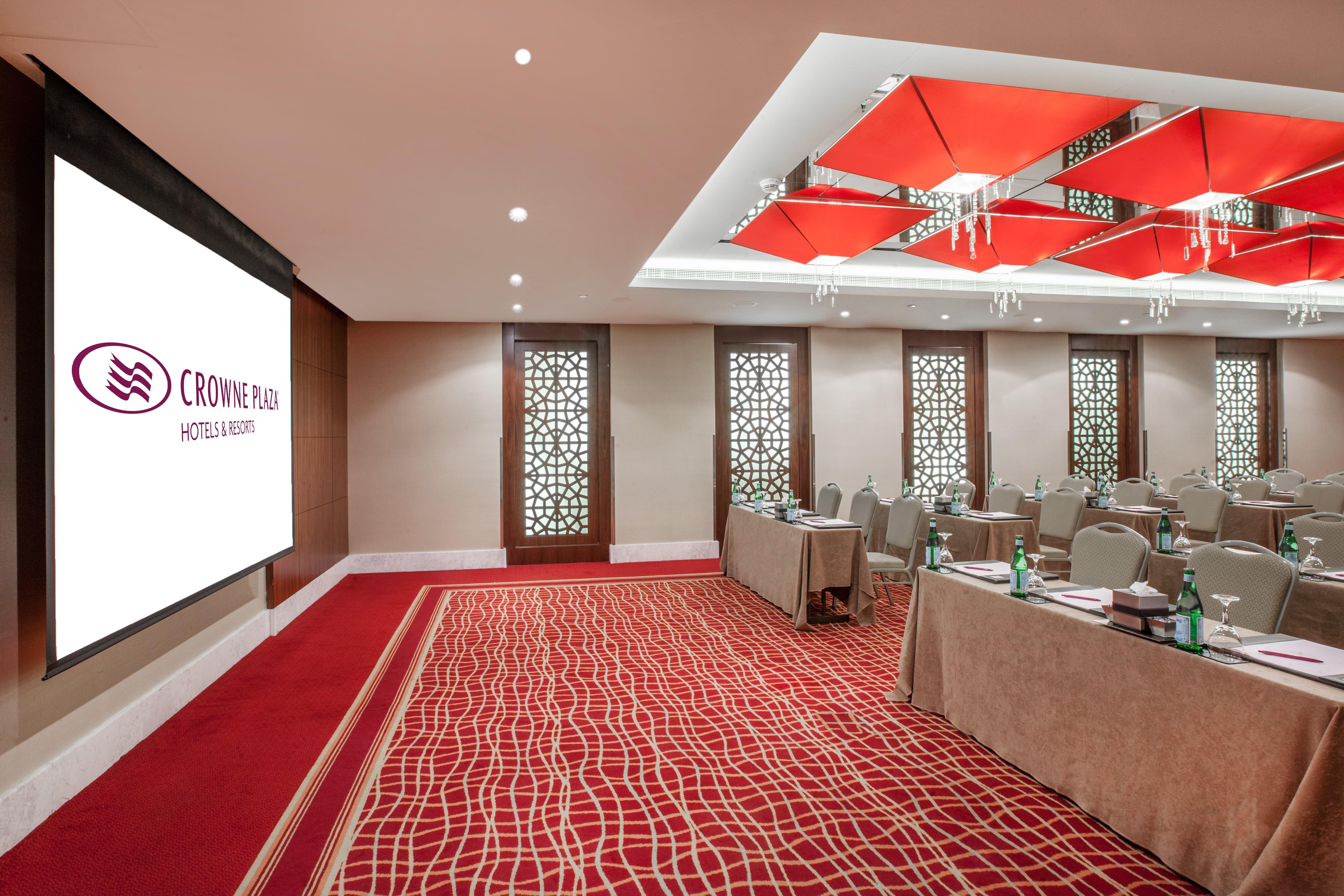 Crowne Plaza Dubai Deira By Ihg Hotell Eksteriør bilde Meeting room