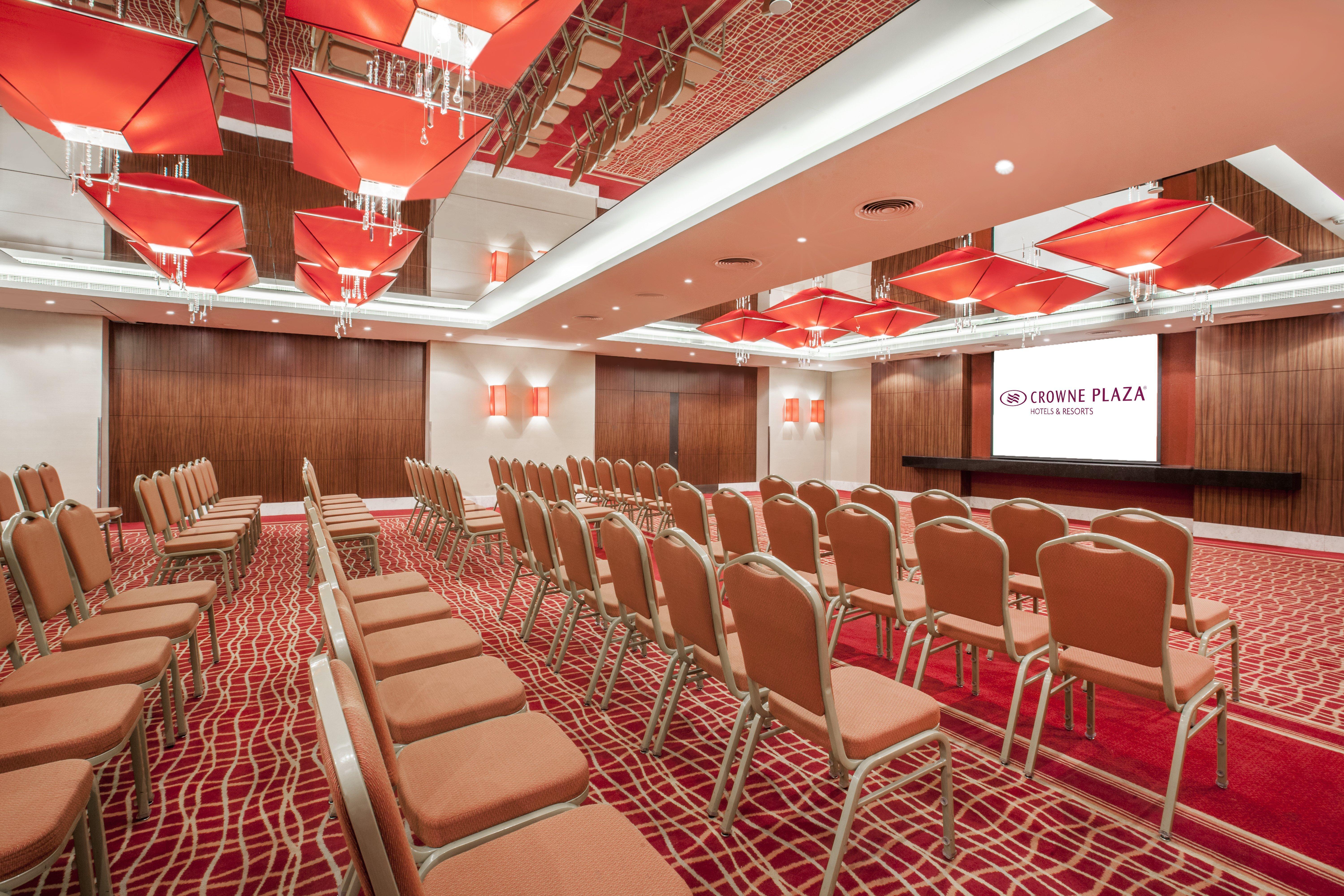 Crowne Plaza Dubai Deira By Ihg Hotell Eksteriør bilde Meeting room