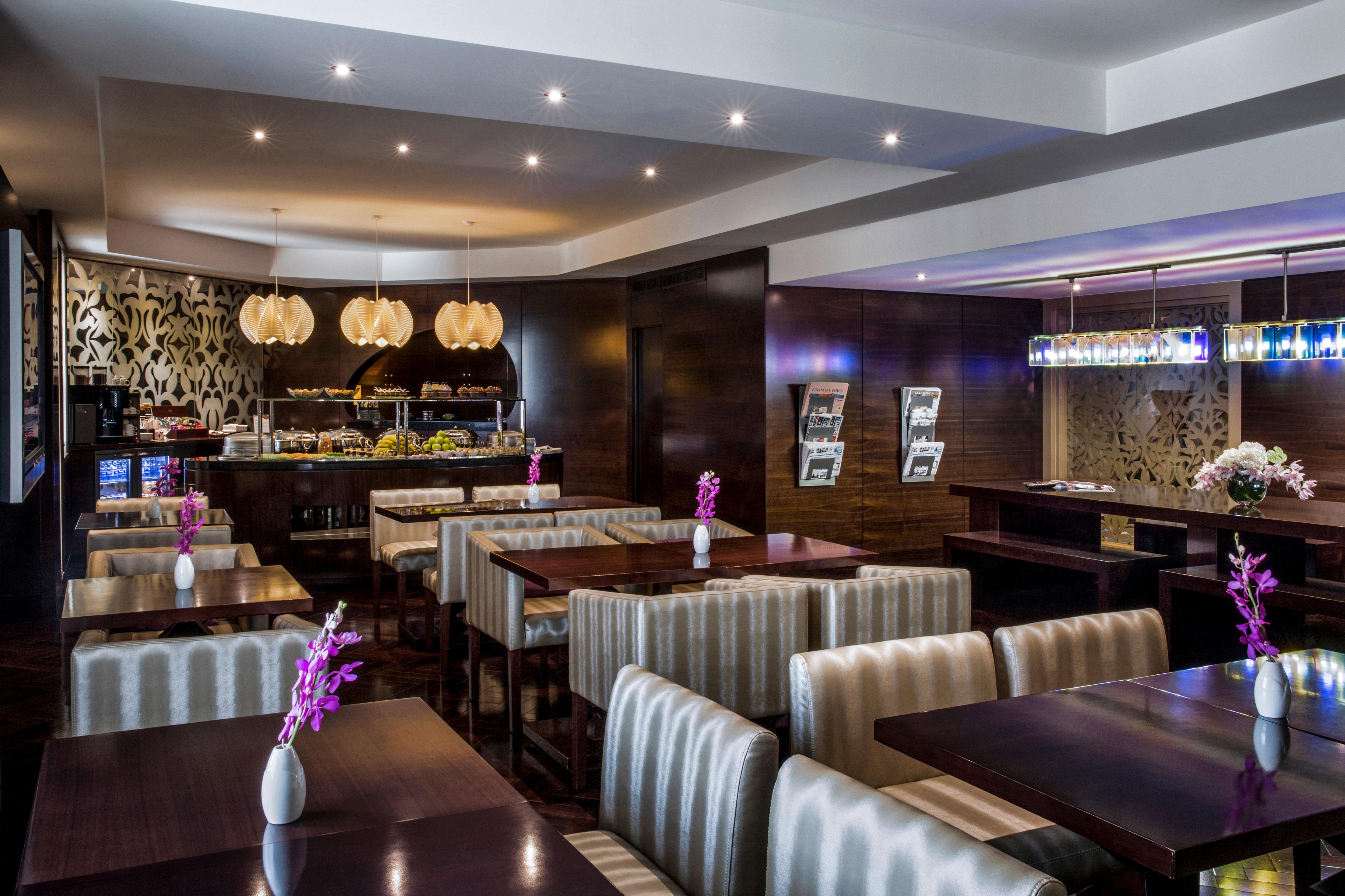Crowne Plaza Dubai Deira By Ihg Hotell Eksteriør bilde The interior of the restaurant
